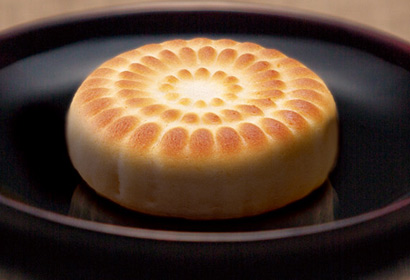 華