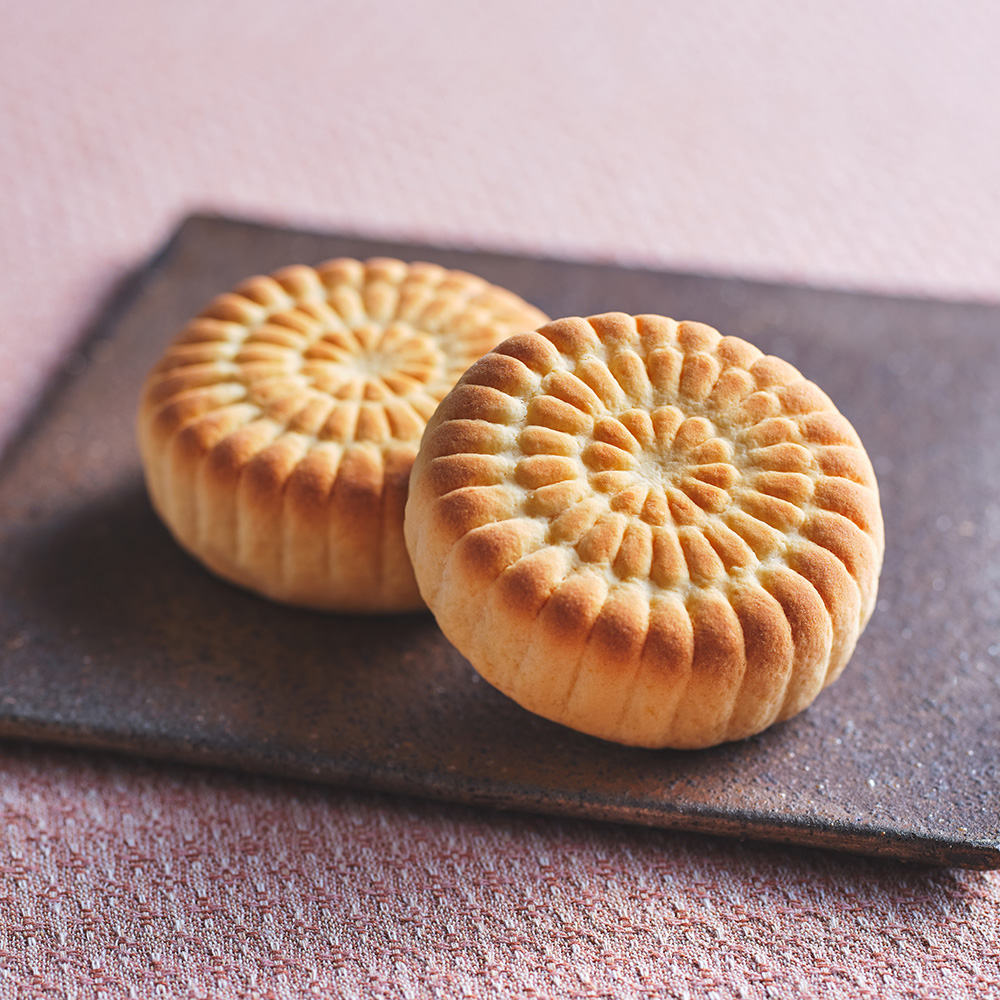 華